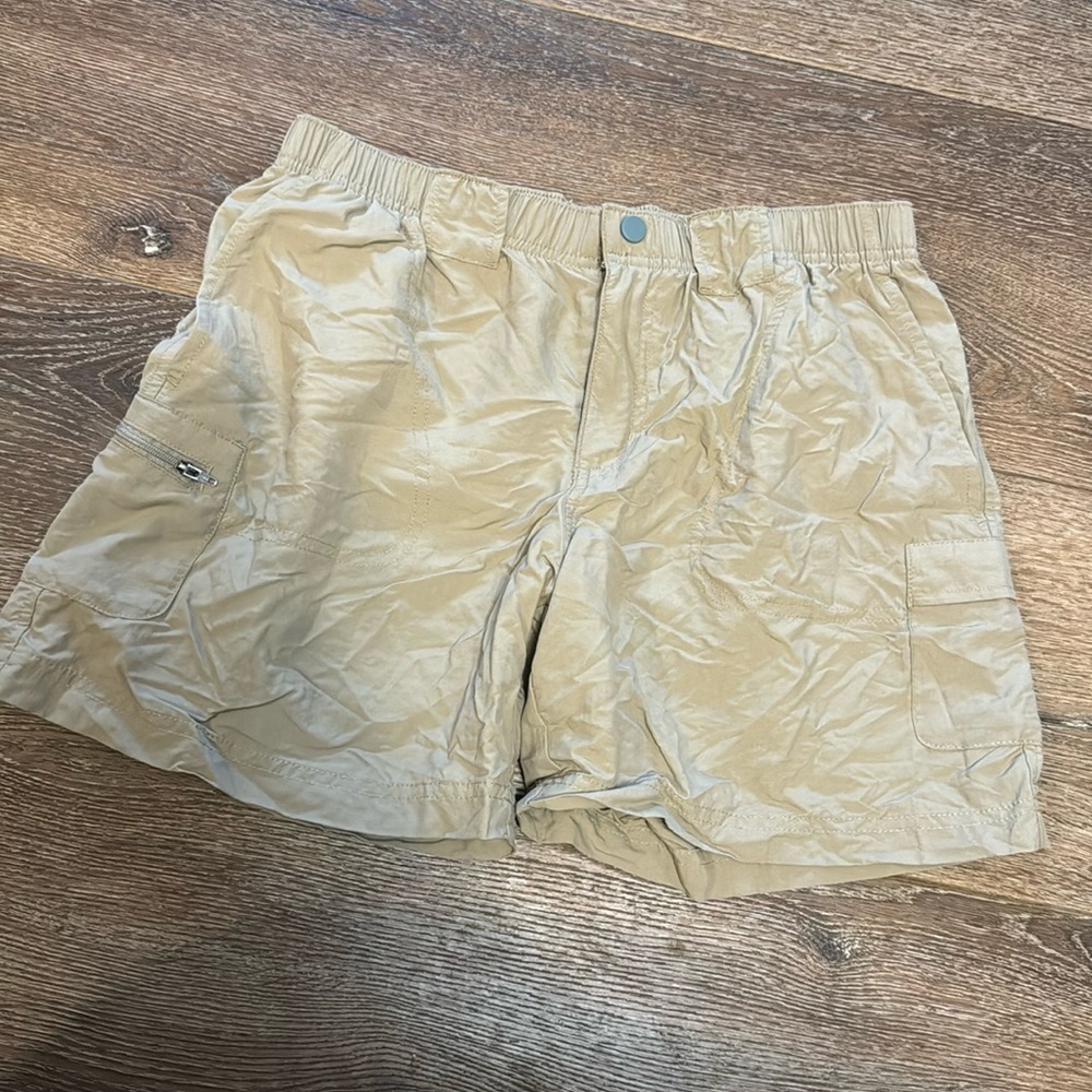 Columbia khaki shorts small